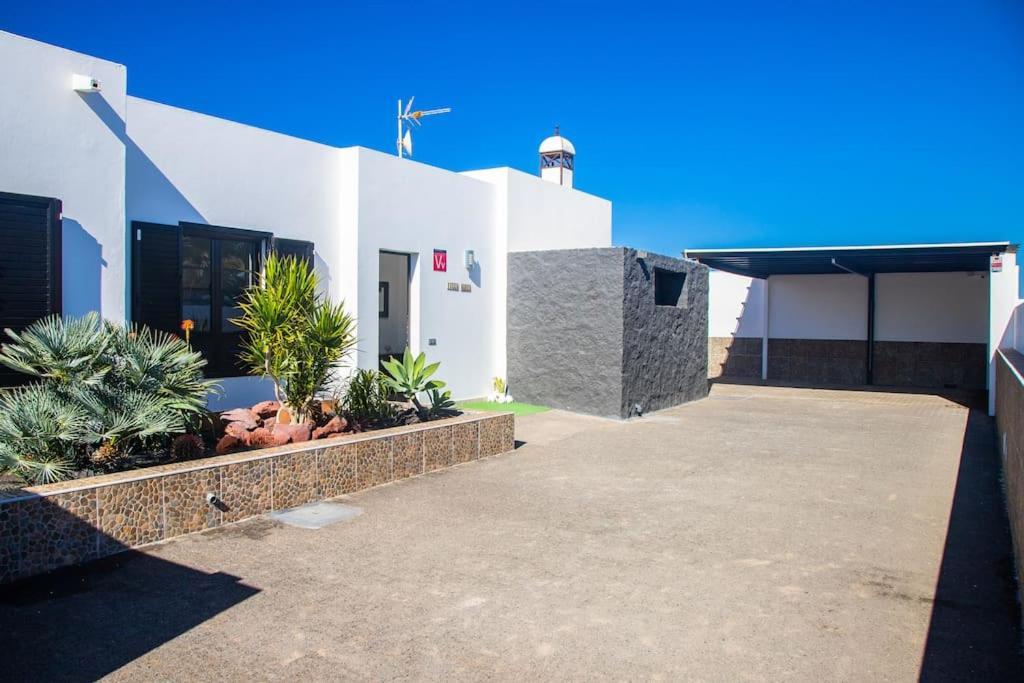 Villa Mario Lanzarote プラヤ・ブランカ エクステリア 写真